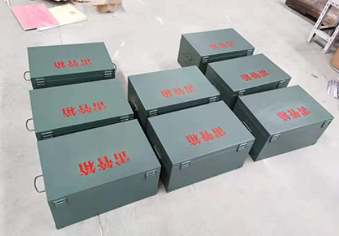 锡林浩特炸药箱和雷管箱一般是怎么存放的？